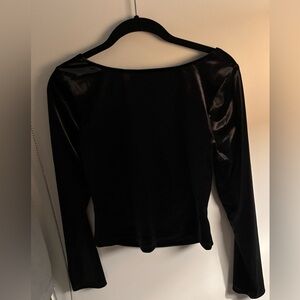 NWT Wild Fable Black Velvet Open-Back Long Sleeved Blouse